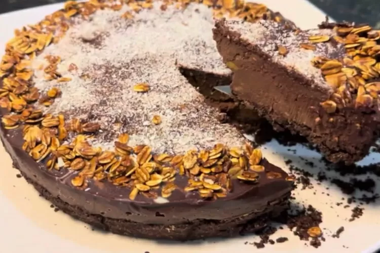 Resep Kue Ubi Coklat yang cocok untuk diet (Screnshoot Youtube Jurnal Dapur Rini)