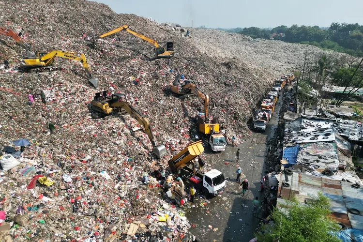 Sebuah lahan yang akan dijadikan TPST di Cipayung untuk mengurangi volume sampah di Cipayung. (ANDIKA EKA/RADAR DEPOK)
