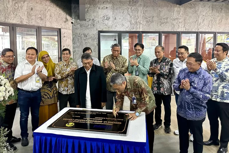 Bank BRI bersama UI saat meresmikan UI&mdash;BRI Work Startup Center di Depok, Jawa Barat (DOKUMEN BRI)