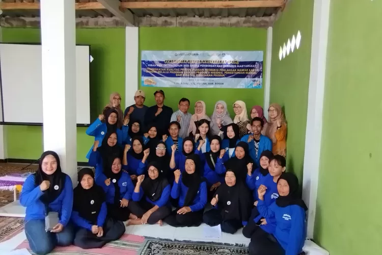 Fakultas Farmasi Universitas Pancasila (FFUP) menyelenggarakan kegiatan edukasi kepada Poklahsar Mawar Karya Mandiri di desa Iwul, Kecamatan Parung, Kabupaten Bogor, Jawa Barat. 