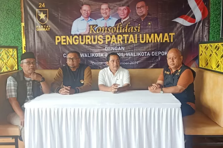 Kegiatan konsolidasi pengurus Partai Ummat Kota Depok, yang dihadiri langsung Calon Wakil Walikota, Chandra Rahmansyah, Sabtu (21/9).  (ANDIKA EKA/RADAR DEPOK)