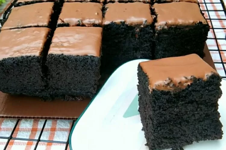 Resep bolu singkong pisang tanpa tepung dan telur (Screenshot Youtube PAP COOK)