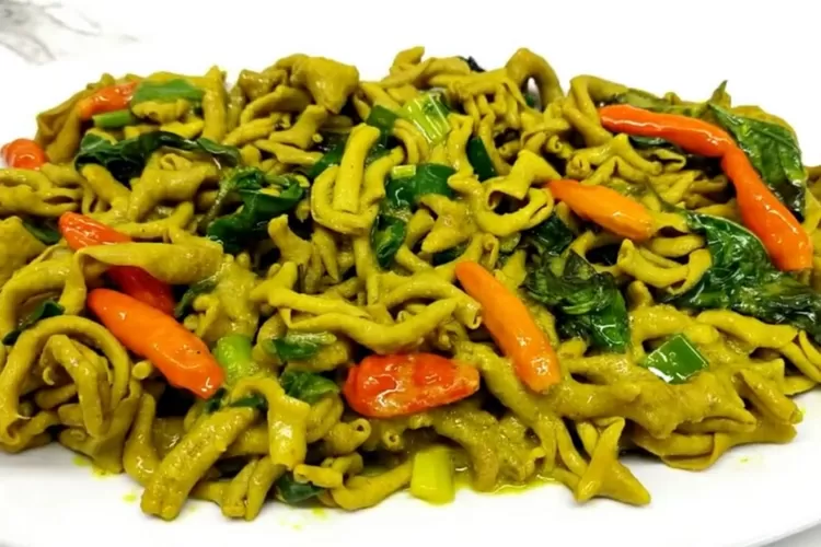 Usus ayam bumbu kemangi yang menggugah selera (Screenshot Youtube CR COOK)