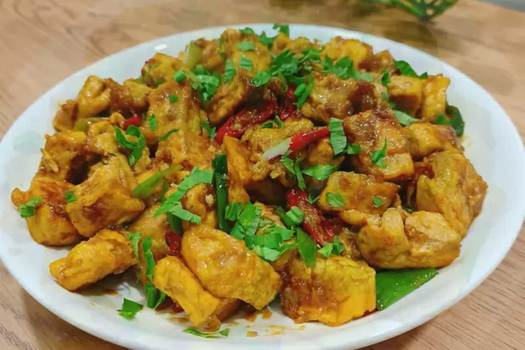 Resep sederhana oseng tahu kecap (Screenshot Youtube Dapurnya NenyS)