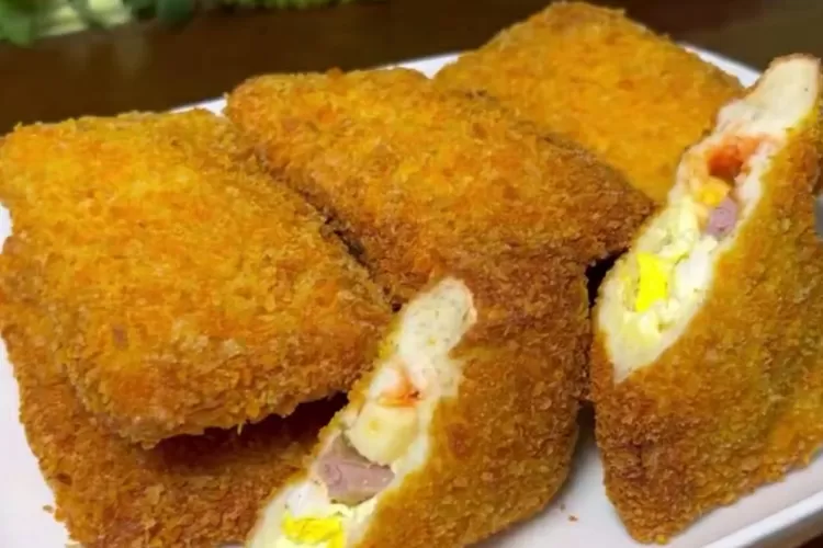 Resep sederhana risol mayo roti tawar (Screenshot Youtube Ceceromed Kitchen)