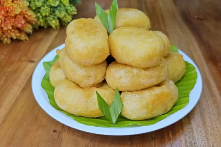 Olahan ubi jalar dengan kelapa, resep ubi jalar goreng (Screenshot Youtube Bagja Vlog)