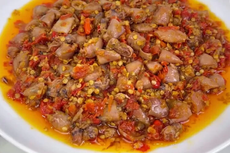 Resep cumi asin sambal bawang untuk menu masakan harian (Screenshot Youtube Ika Mardatillah)
