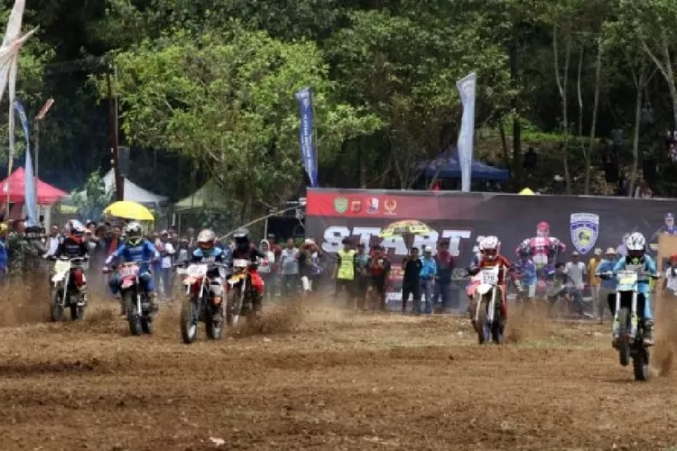 Kejurda Grasstrack Jawa Barat 2024 di Tasikmalaya.