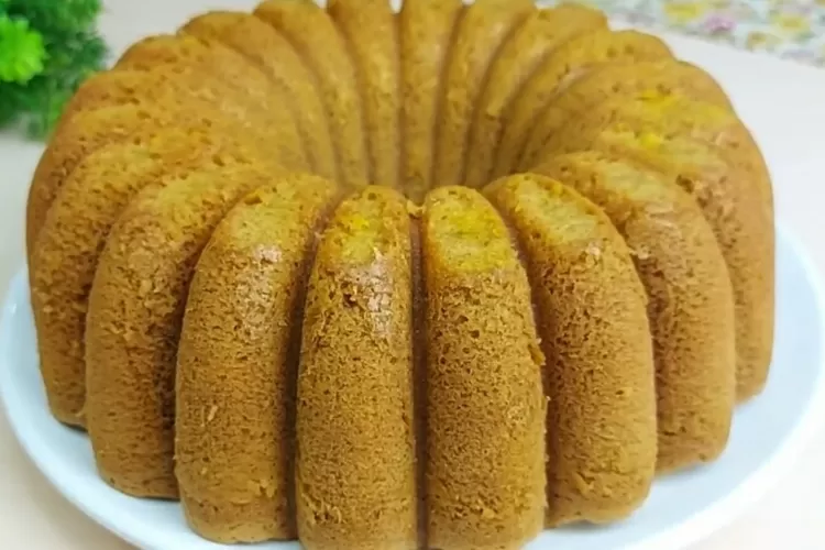 Bolu kopi yang lembut dengan aroma wangi kopi yang khas (Screenshot Youtube Resep Abi)