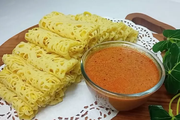 Resep sedrhana roti jala untuk cemilan di rumah (Screenshot Youtube SENYUM KELUARGA)