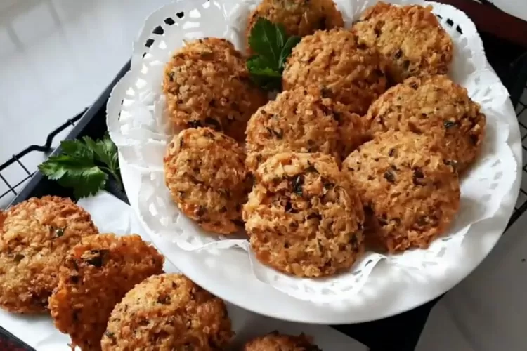 Tampilan Carang mas singkong yang renyah dan gurih (Tangkapan layar Youtube atha naufal)