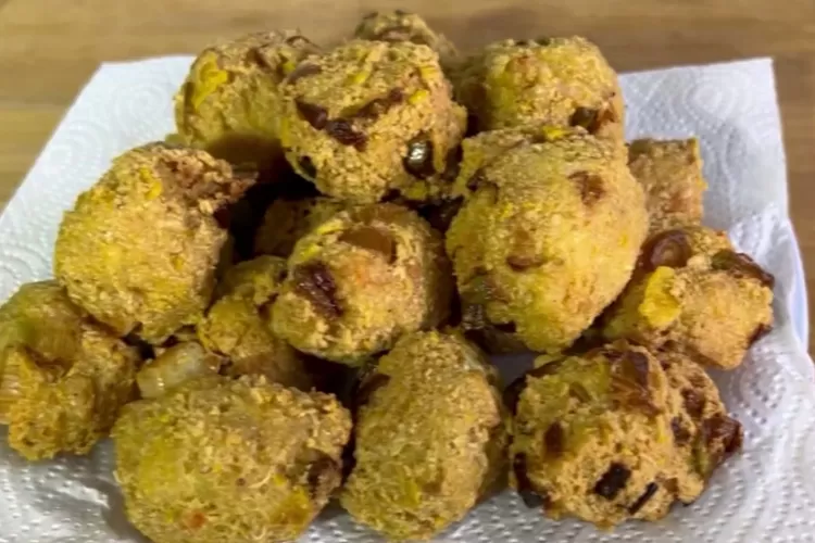 Resep perkedel tahu udang yang enak buat cemilan atau bekan anak (Tangkapan layar Youtube Ceceromed Kitchen)