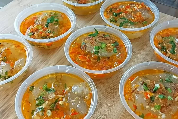 Resep ciwang kuah goang untuk ide jualan (Tangkapan layar Youtube Dapur Fany)