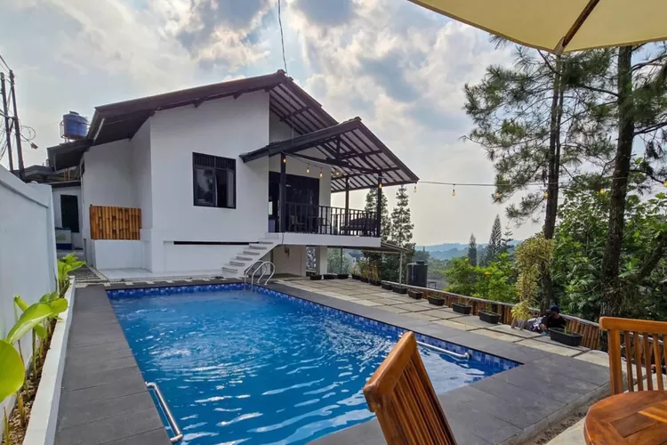 Suasana di Villa Rana Puncak Bogor (therainvillas.com )