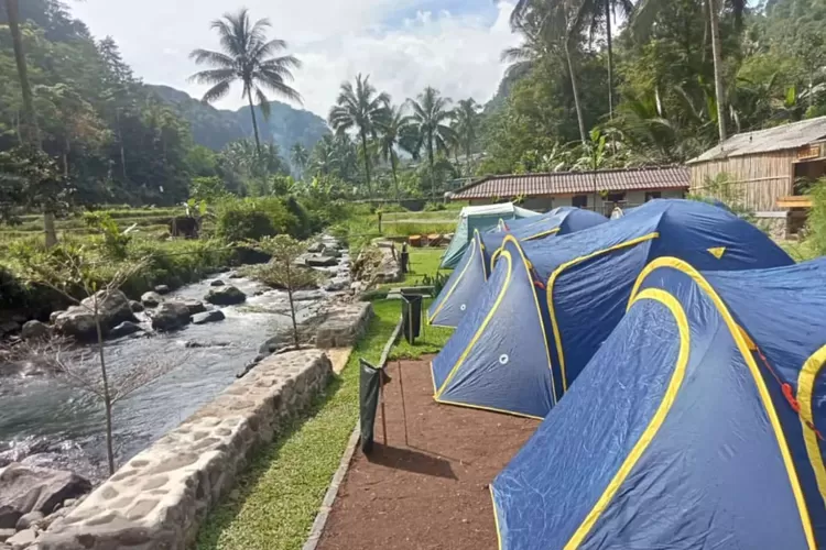 Pinus River Camp tempat hidden gem Bogor dengan vibes seperti kampung halaman (Instagram/@pinus_river_camp)