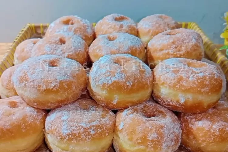 Donat kentang tanpa mixer tapi tetap empuk dan lembut (Tangkapan layar Youtube Natasya kitchen)