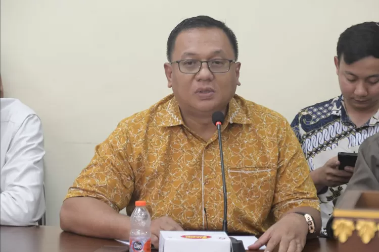 Anggota Komisi I DPRD Jawa Barat, Pradi Supriatna