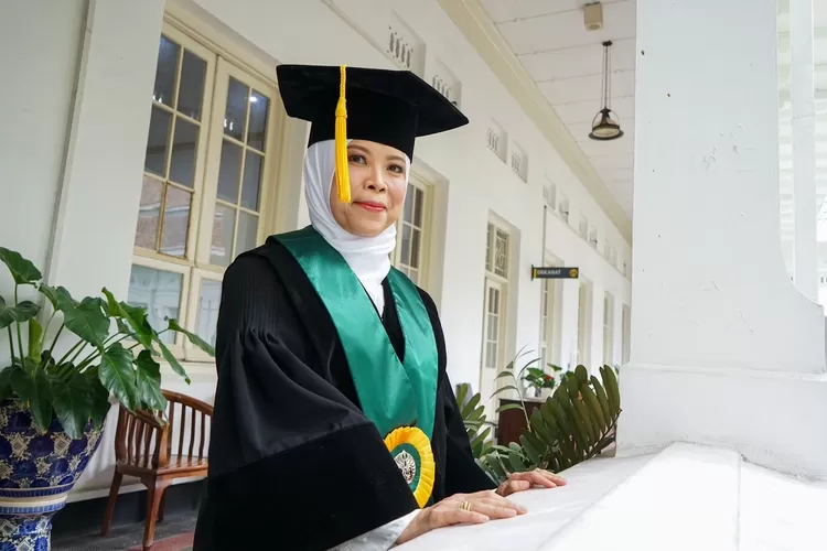 Prof. Dr. dr. Anna Rozaliyani