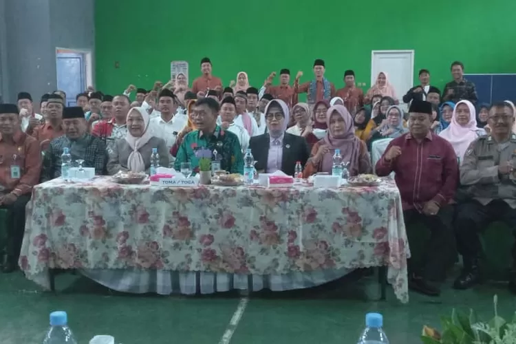Suasana Musrenbang Kelurahan Sukmajaya, Kecamatan Sukmajaya,Kota Depok, di Gedung Serbaguna Perumahan Mutiara, Kecamatan Sukmajaya, Kota Depok, Jumat (31/1). (AGNESYA WIANDA/RADAR DEPOK)