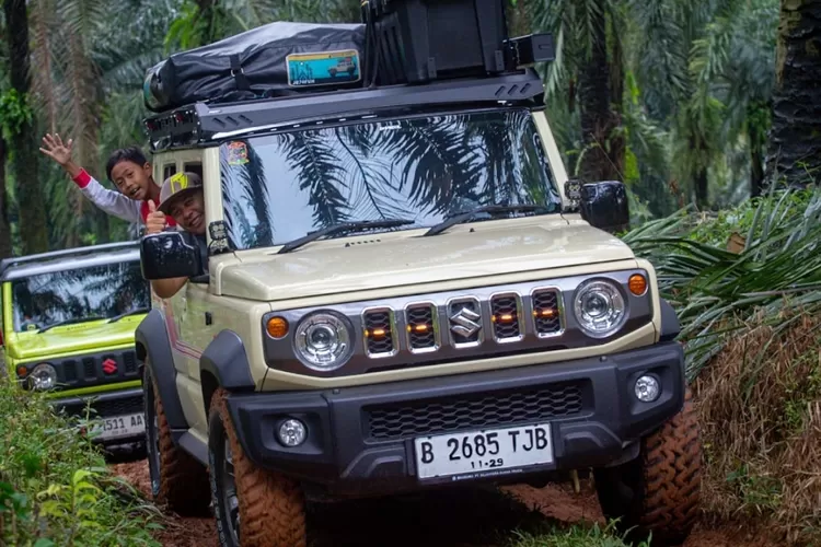 Peserta Bodep Ngariung Jilid 2 saat menjajal trek di perkebunan sawit PTPN, Rancabungur, Kabuapten Bogor.