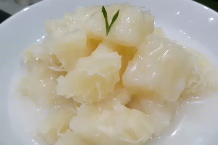 Resep mudah membuat singkong thailand yang lembut, manis dan gurih (Tangkapan layar Youtube Mama Adeeva)