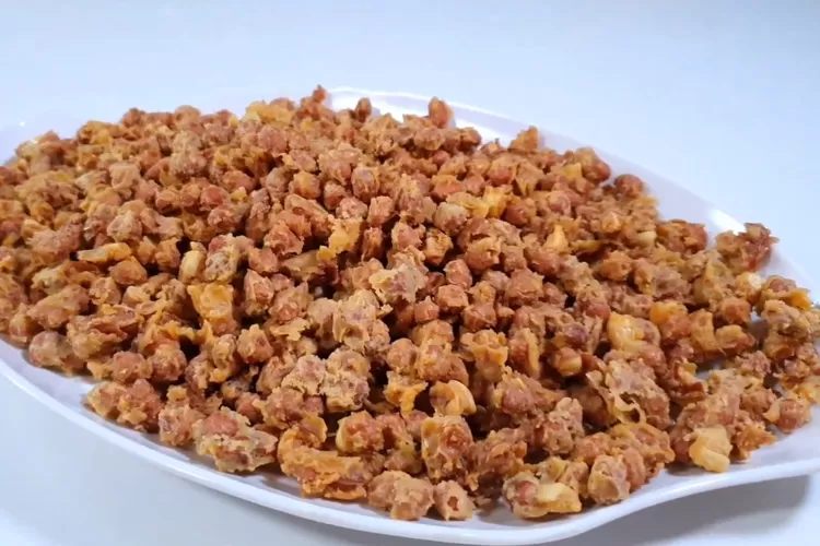 Kacang disco atau kacang kribo untuk cemilan Lebaran (Tangkapan layar Youtube Dapur Cantik Channel)