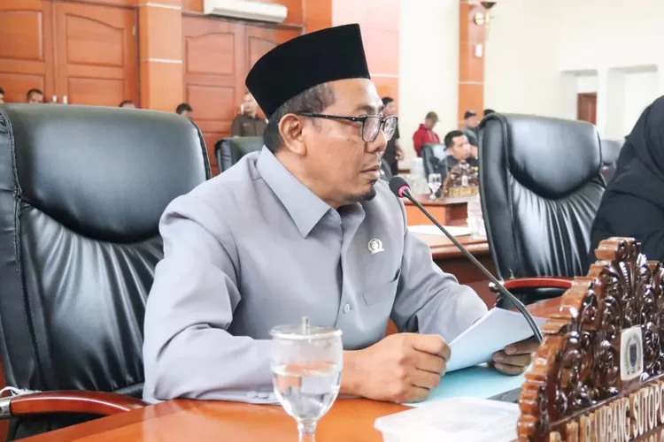 Ketua Pansus 6 DPRD Kota Depok, H Bambang Sutopo (ARNETKELMANUTU/RADARDEPOK)