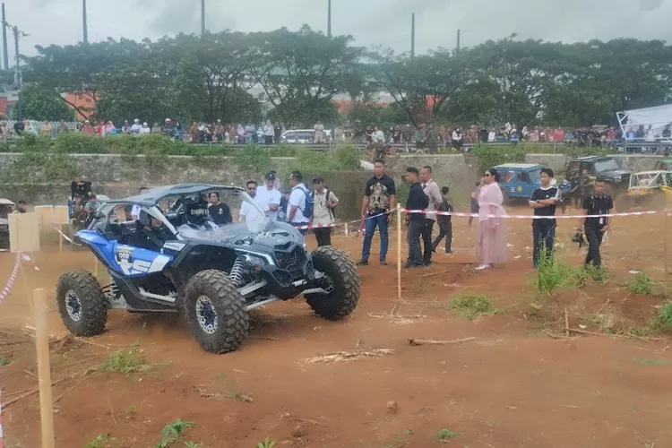 Bupati Bogor Rudy Susmanto menjajal lintasan Kejurnas Speed Offroad Seri 1 di Sirkuit Pakansari, Cibinong bertepatan dengan peringatan Hari Jadi Bogor (HJB) ke-543 pada Sabtu, 14 Juni 2025.