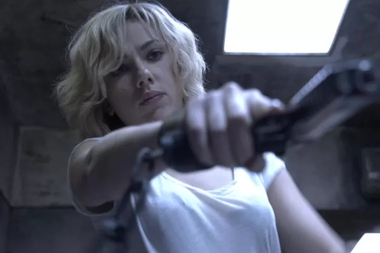 Aksi Scarlett Johansson dalam film Lucy dijadwalkan tayang di Bioskop Trans TV (imdb.com)