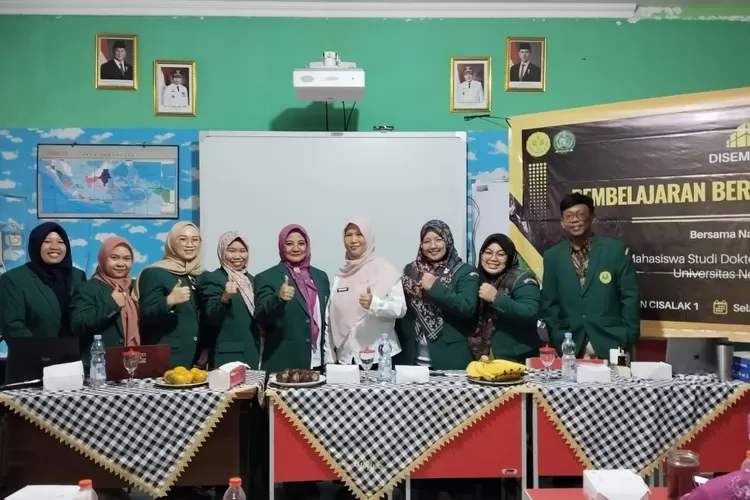 Suasana workshop yang bertema &lsquo;Pembelajaran Berbasis Neurosains&rsquo; di aula sekolahnya yang terletak di Jalan Raya Bogor, Kelurahan Cisalak, Kecamatan Sukmajaya. (DOKUMEN SEKOLAH)