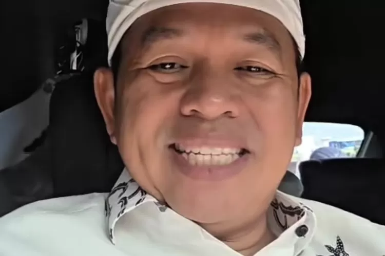 Penjelasan Gubernur Jawa Barat, Dedi Mulyadi terhadap bangunan dibongkar di Bekasi yang tak dapat bantuan (Instagram/@dedimulyadi71)