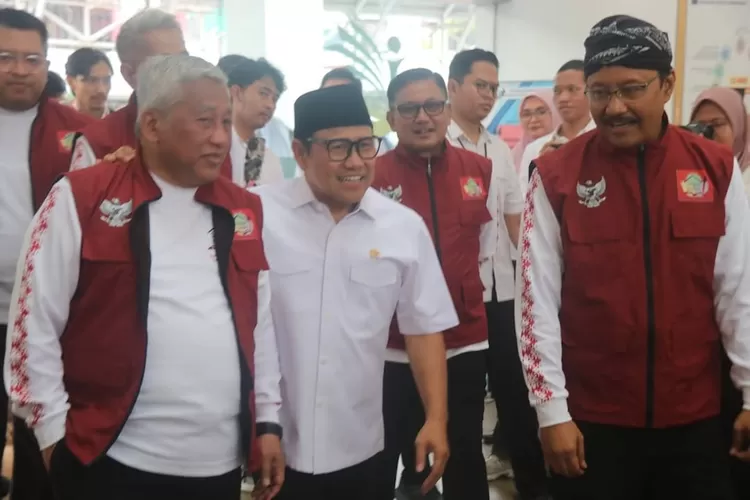 Mantan Menteri Koordinator Bidang Pemberdayaan Masyarakat, Muhaimin Iskandar dan mantan Menteri Pendidikan Mohammad Nuh menghadiri peluncuran Sekolah Rakyat di Kabupaten Bogor.  (KABAR BOGOR)