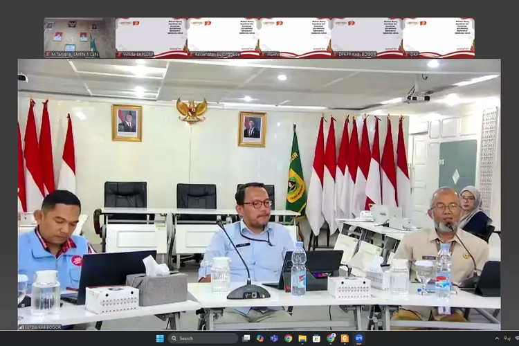 Peserta kegiatan Warung Nasi yang diadakan Pemkab Bogor.  (KABAR BOGOR)