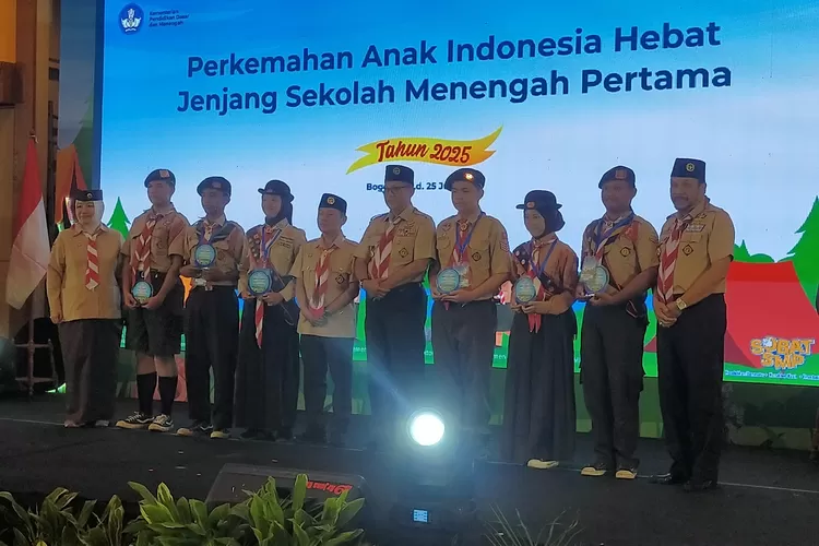 Pelaksanaan Perkemahan Anak Indonesia Hebat jenjang SMP yang diikuti SMPN 29 Depok pada 24-25 Juli 2025, di Camp Hulu Cai, Cibedug, Ciawi, Kabupaten Bogor, Jawa Barat.  (ANDIKA EKA/RADAR DEPOK)