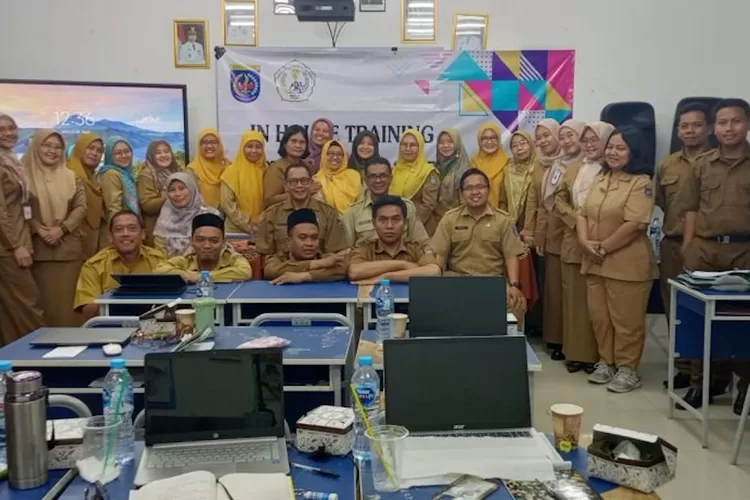 Pelaksanaan IHT di SMPN 30 Depok yang terketak di Jalan Gelatik, Kelurahan Depok Jaya, Kecamatan Pancoranmas.  (DOKUMEN SEKOLAH)