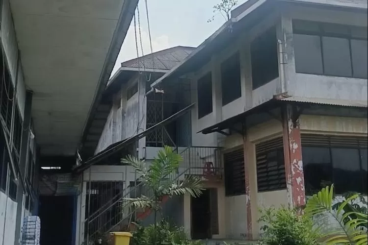Gedung SMAN 15 Depok (RADAR DEPOK)