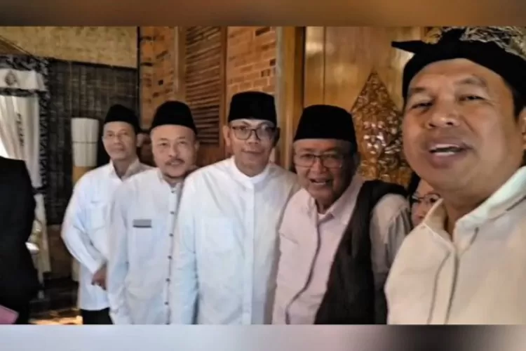 Pertemuan Gubernur Jawa Barat, Dedi Mulyadi dengan jajaran PWNU Jawa Barat menggelar Jabar Berdzikir (Instagram/@dedimulyadi71)
