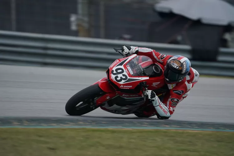 Fadillah Arbi Aditama, pebalap Indonesia lulusan Astra Honda Racing School (AHRS) bersaing di arena balap Asia Road Racing Championship (ARRC) 2025 kelas Asia Production (AP) 250