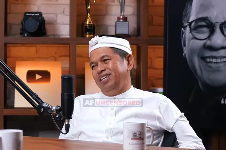 Gubernur Jawa Barat, Dedi Mulyadi dalam podcast ( Youtube Akbar Faizal Uncensored)
