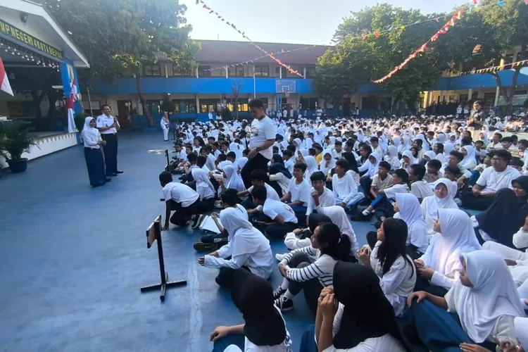 Pelaksanaan lomba dalam memperingati HUT ke-80 Kemerdekaan RI di SMPN 4 Depok (ISTIMEWA)