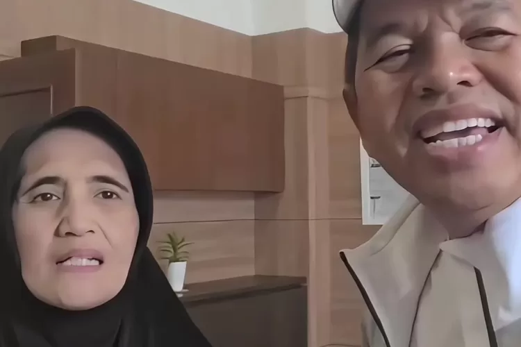 Gubernur Jawa Barat, Dedi Mulyadi bertemu ibu korban TPPO (Instagram/@dedimulyadi71)
