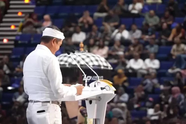 Pidato Gubernur Jawa Barat, Dedi Mulyadi ungkap perombakan dana anggaran Jawa Barat (Tangkapan layar Youtube LEMBUR PAKUAN CHANNEL)