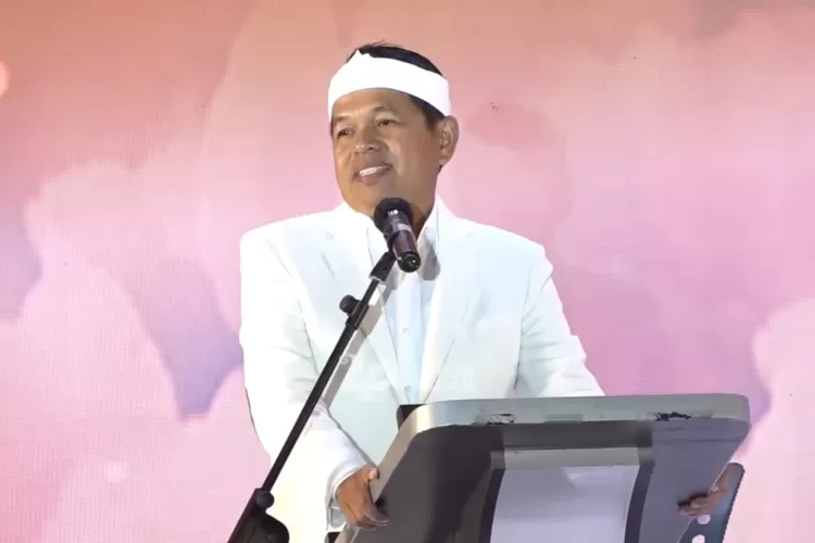 Gubernur Jawa Barat, Dedi Mulyadi dalam sambutan di acara Pengembangan Profesi Bedah Berkelanjutan KONAS PABI VII dan P2B2 PABI XXII  (Tangkapan layar Youtube LEMBUR PAKUAN CHANNEL)