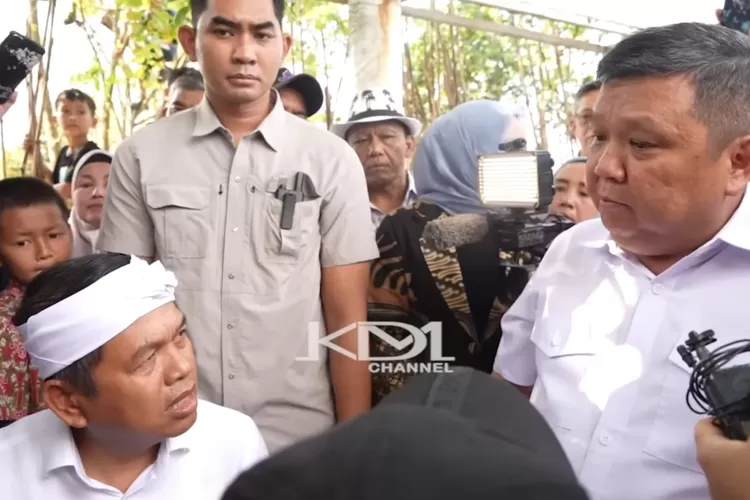 Gubernur Jawa Barat, Dedi Mulyadi bersama Tim Kuasa Hukum Jabar Istimewa dalam kasus sengketa tanah (Tangkapan layar Youtube KANG DEDI MULYADI CHANNEL)