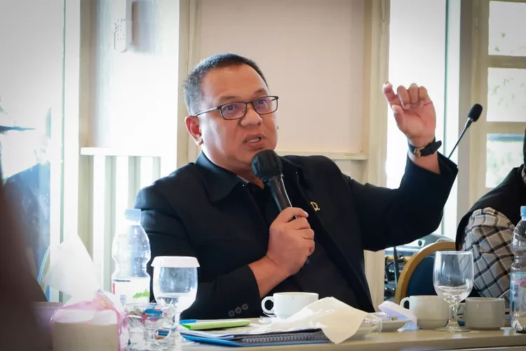 Anggota Komisi I DPRD Jawa Barat, Pradi Supriatna (ist)