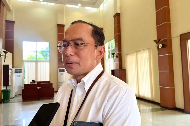 Kepala bappeda Kota Depok, Dadang Wihana (RISKY DWI LESTARI/RADAR DEPOK)