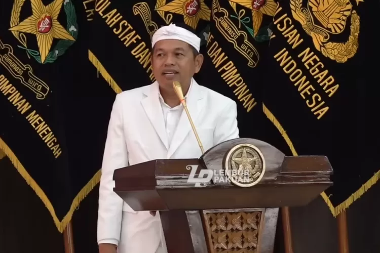 Gubernur Jawa Barat, Dedi Mulyadi bicara tentang kebijakan siswa naik kelas (Tangkapan layar Youtube LEMBUR PAKUAN CHANNEL)