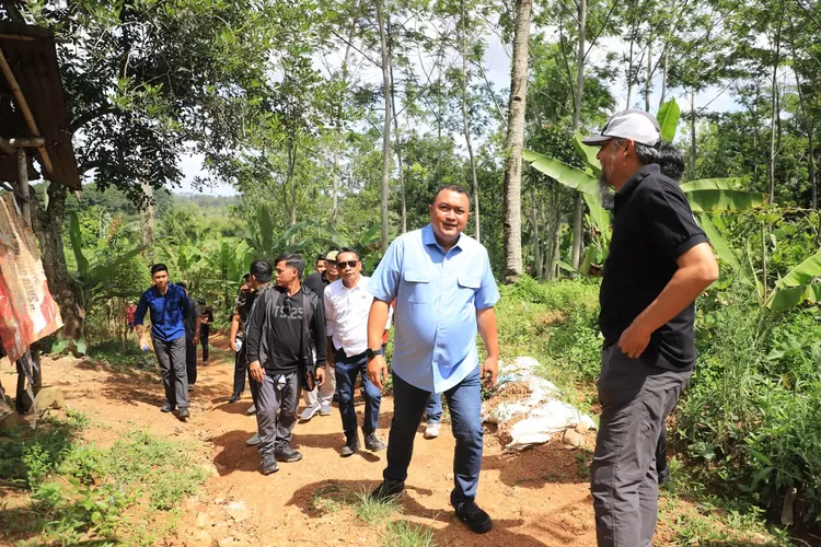 Bupati Bogor Rudy Susmanto rencana lokasi hutan kota di Desa Tajur, Kecamatan Citeureup.  (DOKUMEN DISKOMINFO)
