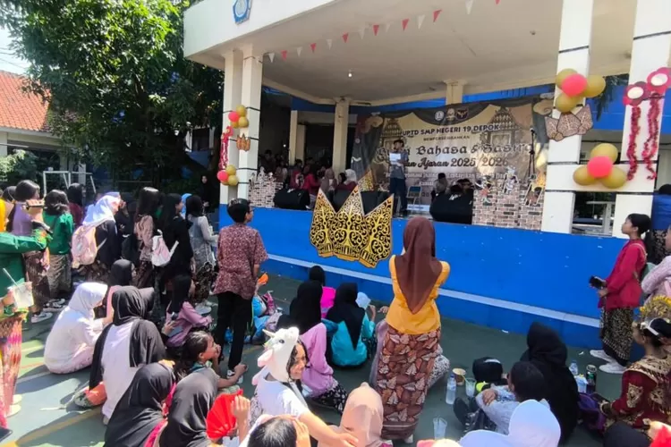 Pelaksanaan Gebyar Bulan Bahasa di SMPN 19 Depok, yang terletak di Jalan Lely Raya, Kelurahan Depok Jaya, kecamatan Pancoranmas.  (DOKUMEN SEKOLAH)