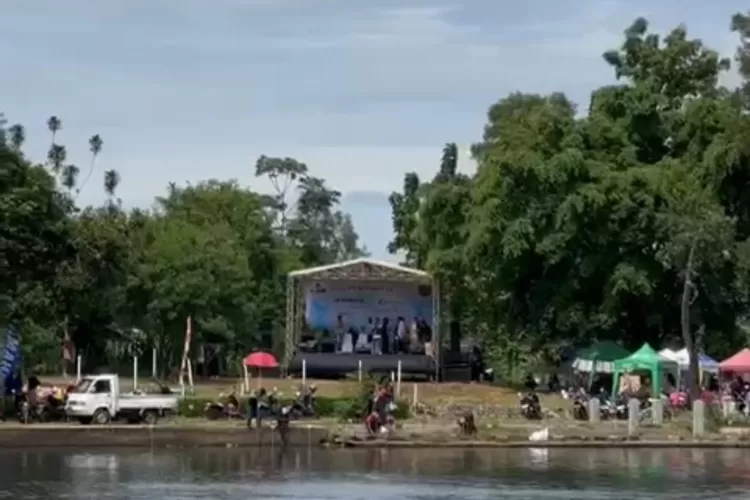 Perayaan hari pahlawan yang digelar di Situ Sawangan, Kelurahan Sawangan, Kecamatan Sawangan, Kota Depok, Senin (10/11). (DOKUMEN NARASUMBER)